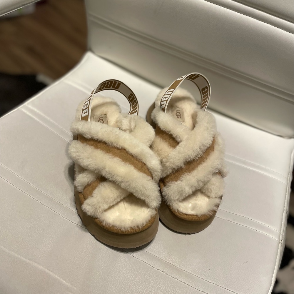 New uggs - Picture 4 of 4